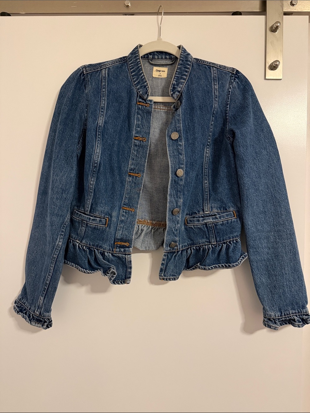 GAP Women’s Blue Denim Ruffle-Hem Button Jacket